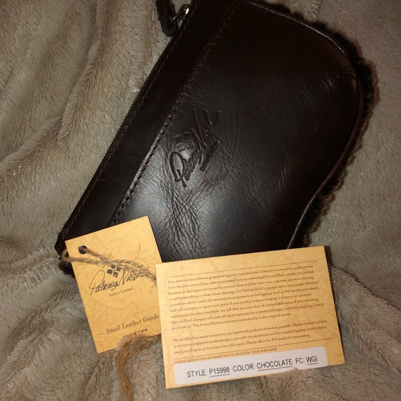 Patricia Nash Sherpa wristlet - Picture 6 of 7
